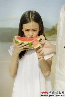 岑岑吃瓜父女,揭秘父女生涯中的甜蜜与矛盾